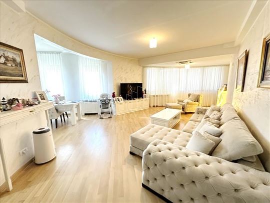 Džona Kenedija, novija gradnja, 3 spavaće sobe ID#