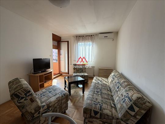 Jednoiposoban stan - 40m2 - Nova Detelinara