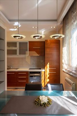 Namešten 2.0 stan, odmah useljiv