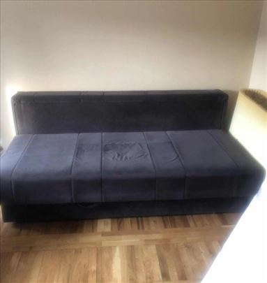 POKLANJAM DANAS Trosed Krevet sa malim udubljenjem