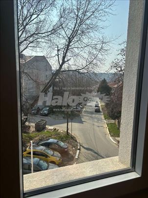 Prodaje se dvosobni stan u Mirijevu