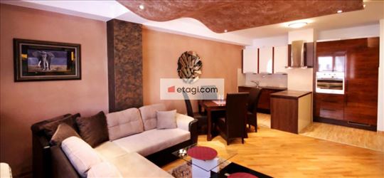 Renoviran i opremljen 2.0 stan