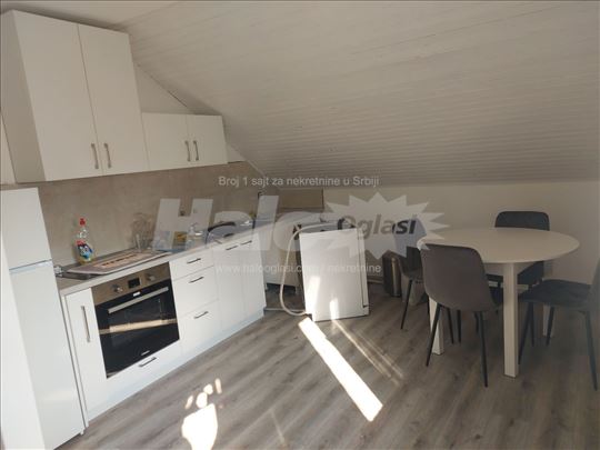 Renovirano, 65m2, 3.0