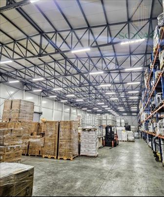 Hala od 2150m2 u blizini autoputa, Zemun