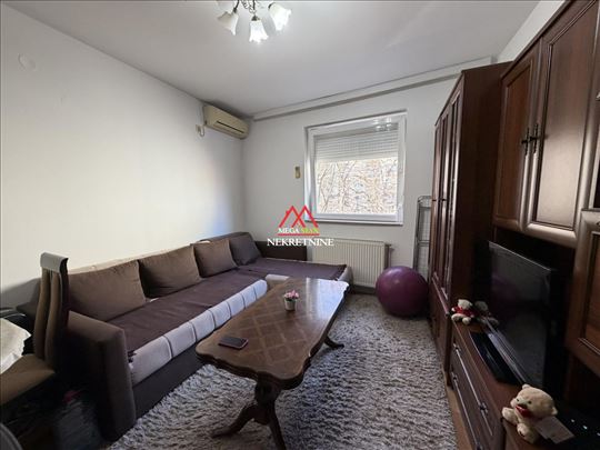 Jednoiposoban stan - 38m2 - Sajmište