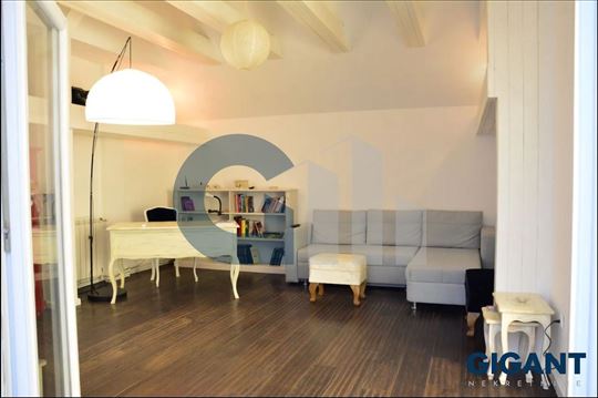 Kalenić pijaca, 82m2, II, eg