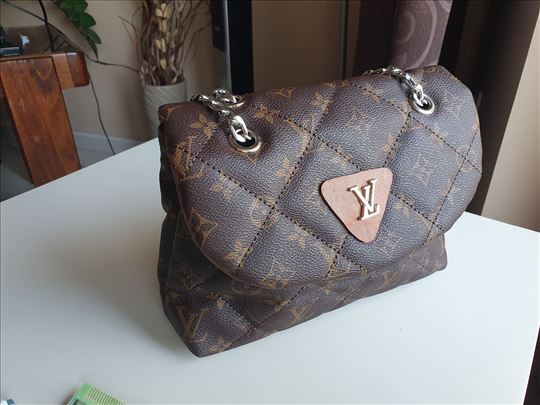Louis Vuitton tasnica / torbica Novo!
