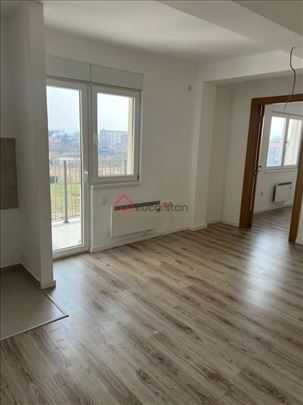 Nov stan u Krnjači, novogradnja, odmah useljiv