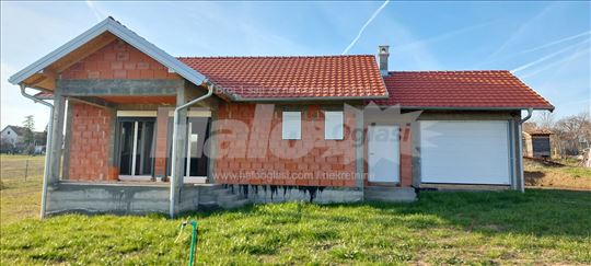 Vranić, kuća 105m2 na placu 35 ari