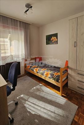 Banjica, jednokrevetna soba za zensku osobu