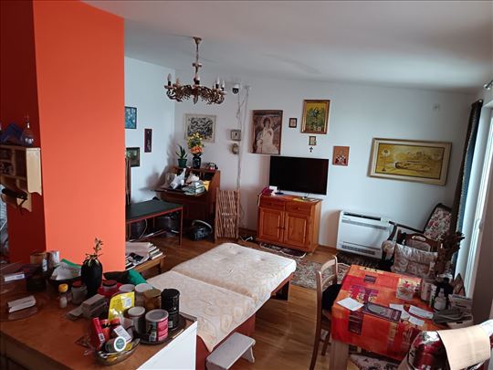 Mladenovac centar hitna prodaja