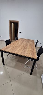 Skoro nekorisceni - stolovi i stolice