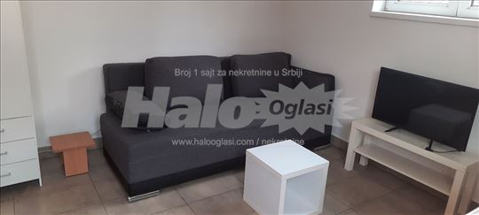 Stan za devojku ili momka