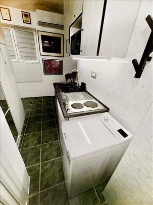 Stari grad, Carice Milice, 17m2, namešten