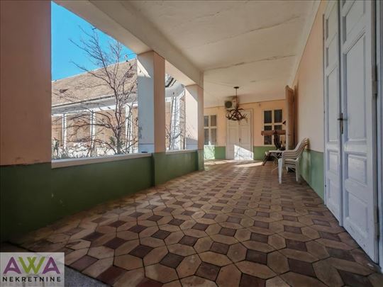 Starogradska vojvođanska kuća – centar Apatina