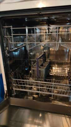 Prodajem polovnu Beko polovnu suđericu