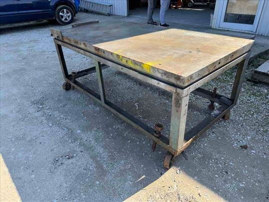 Sto za varenje na prodaju  