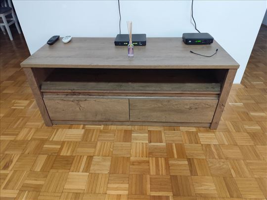 Tv komoda