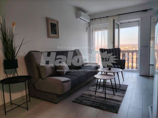 1,0 stan, nov,ne koriscen,vlasnik