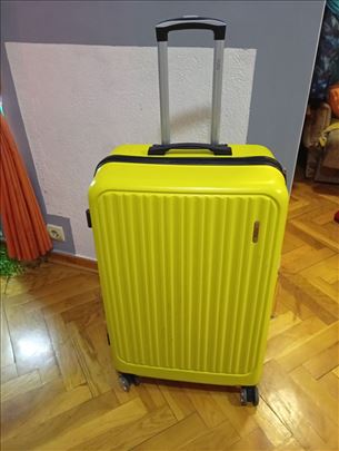 Kofer veći tvrdi ŽUTE boje oko 75 45 30 