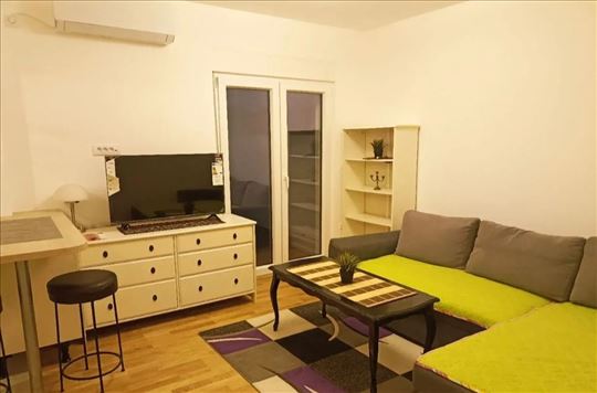 Ledine Puskinova Lux Novo + Terasa 24m2