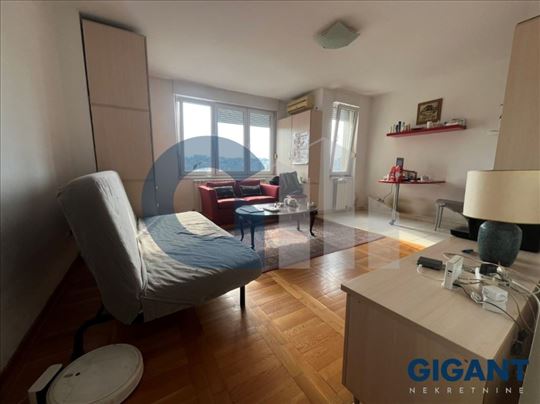 Lekino brdo, 33m2, IV, cg 