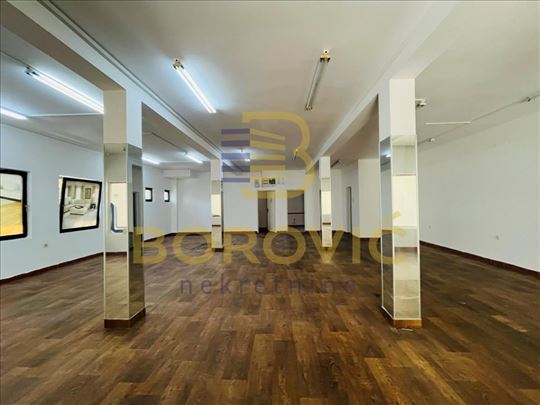 Medaković Iii, 200m2, pr