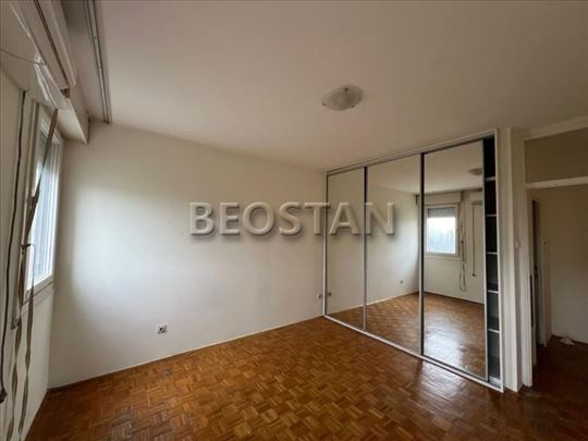 Novi Beograd - Blok 70a delta #66534