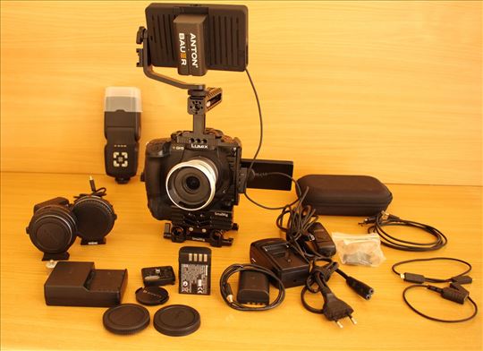 Panasonic Lumix GH5 4K sa opremom za snimanje