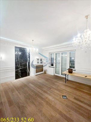 Savski venac, Centar - Savski trg 180m2