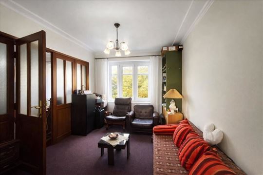 Trosoban stan + parking mesto u Rakovici ID#2584