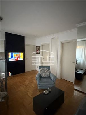 Uknjižen 2.0 stan, Exluzivna lokacija, Voždovac! I