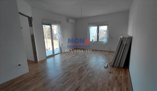 Vila Cerije Jajinci, 55m2. 2.0, garaža, parking