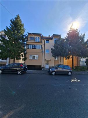 Zemun, Galenika, Lazara Mamuzića, 57m2