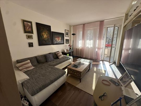 Blok 63, Gandijeva, 58m2 + 8m2