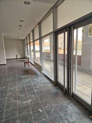 Dorćol, prostran lokal sa izlogom, ID 25416