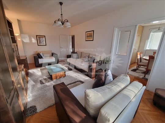 Dvosoban stan Novi Beograd Hotel Jugoslavija