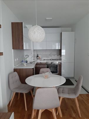 Dvosoban stan u naselju Sunnyville 45m2