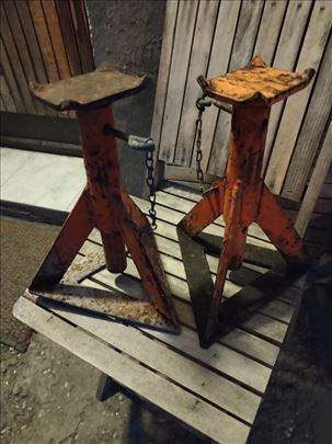 Klocne podmetači za auto 1 par (2 komada) 