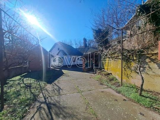 Kuća,Čerević,Čerević,kv: 106.00, € 70000