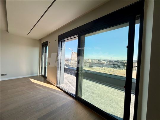 Najbolji Pent House Lux na Novom Bg!!!