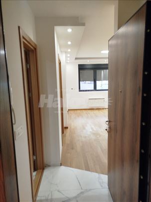 Nov, jednoiposoban stan, 36m2, Top lokacija