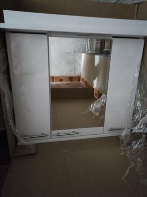 Ormarić sa ogledalom za kupatilo