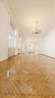 Stil, prostor i istorija – kancelarija koja inspir