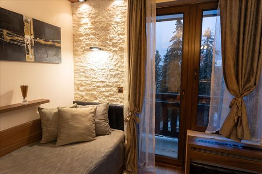 Vila Kopaonik - centar - apartman sa terasom