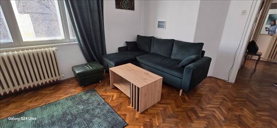 Vračar-useljiv 2.0 stan