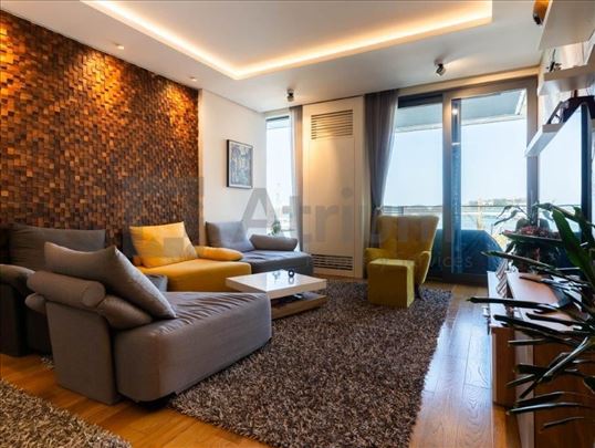 BW Residences - Trosoban stan sa pogledom na reku