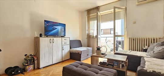 Dvosoban stan, Crveni Krst, Metohijska ulica ID#21