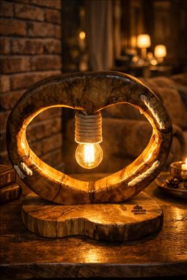 Ember wood – unikatna ručno rađena drvena lampa
