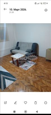 Izdajem 1.5 stan Zemun